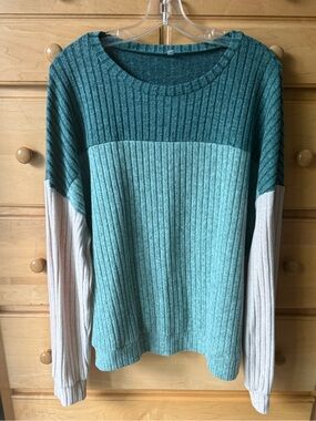 Women’s Colorblock Ribbed Sweater - Teal and Cream XL